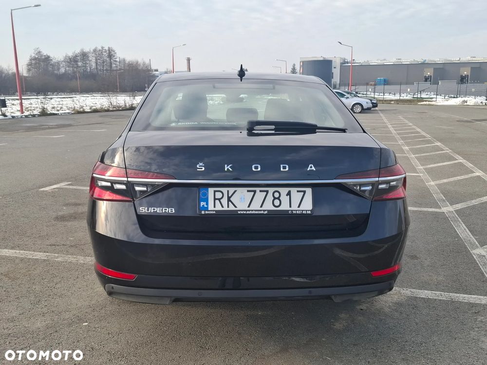 Skoda Superb 2.0 TDI SCR Ambition DSG - 4