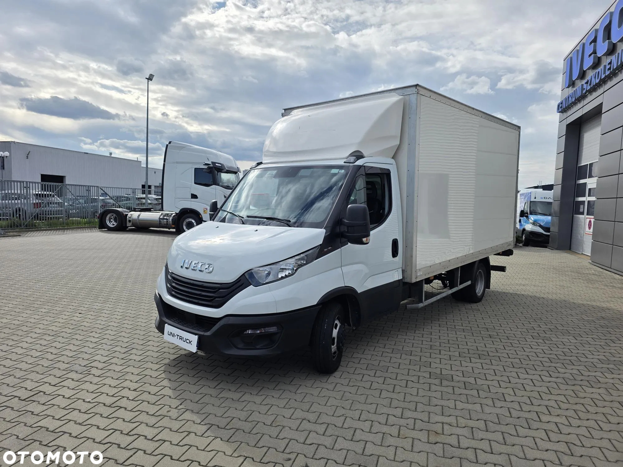 Iveco Kontener z Winda Bliźniaki 8EP Wzmocniony Silnik 3l 160KM 35C16 50C16 - 2