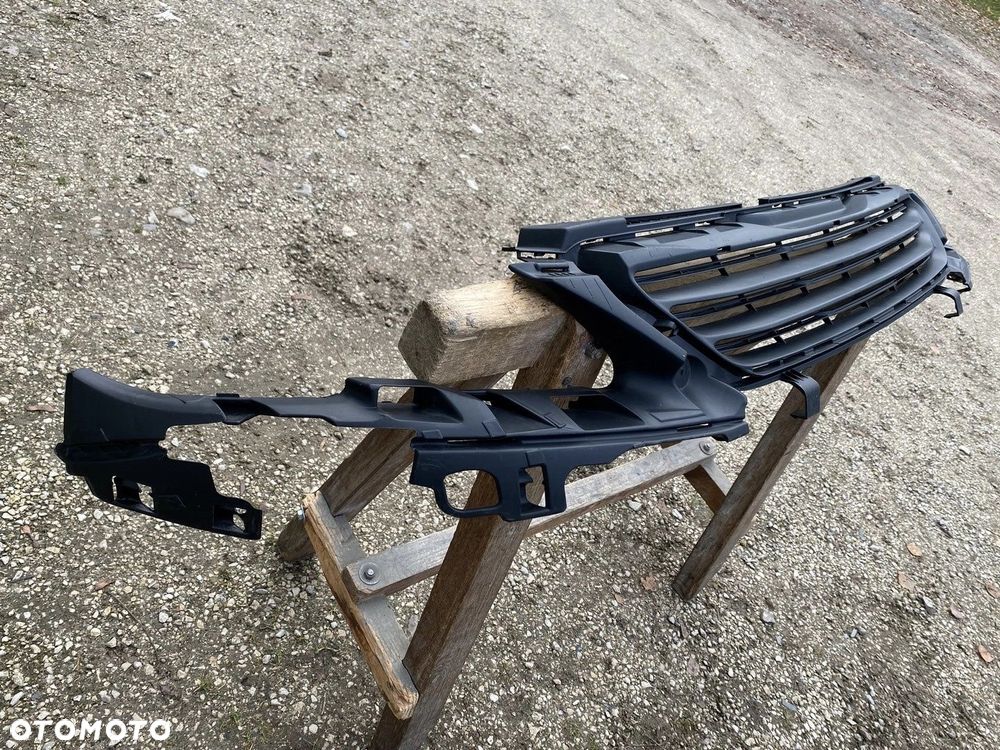 ATRAPA GRILL PEUGEOT 308 II T9 13-17 PG0404602 - 4