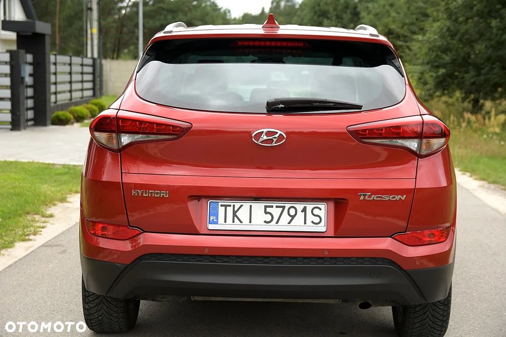 Hyundai Tucson 1.7 CRDI BlueDrive Comfort 2WD - 12