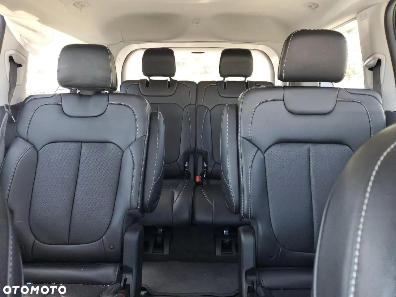 Jeep Grand Cherokee - 10