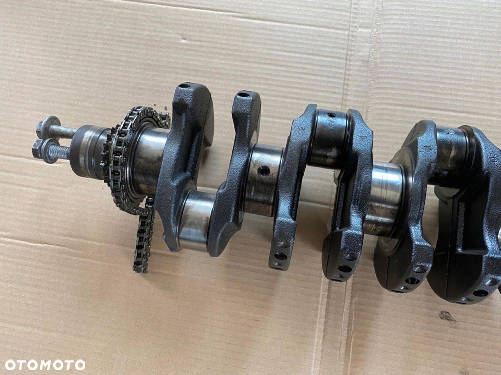 BK2Q6303AA WAŁ KORBOWY 2.2 TDCI HDI FORD EURO 5 - 3