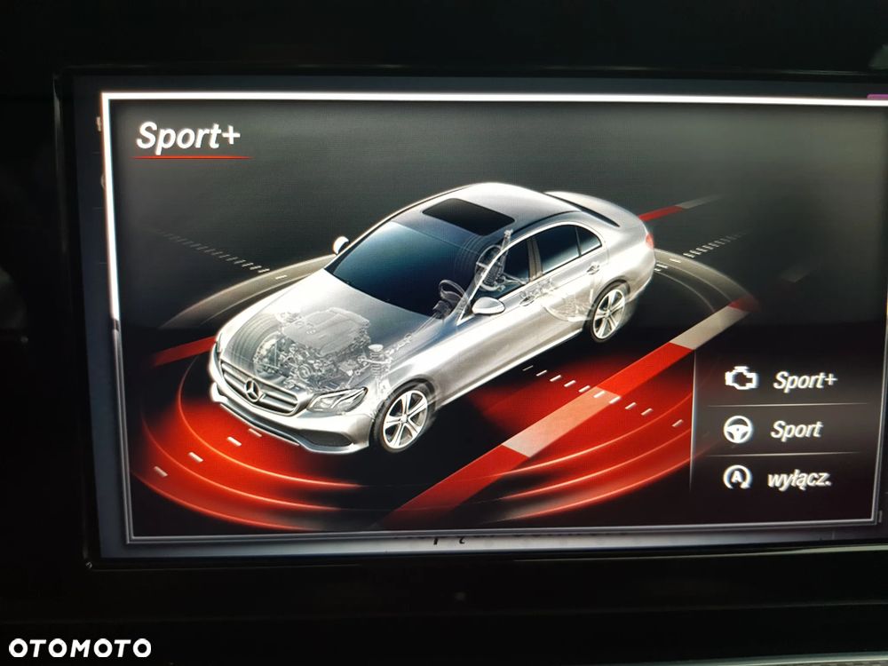 Mercedes-Benz Klasa E 200 d 9G-TRONIC Exclusive - 8