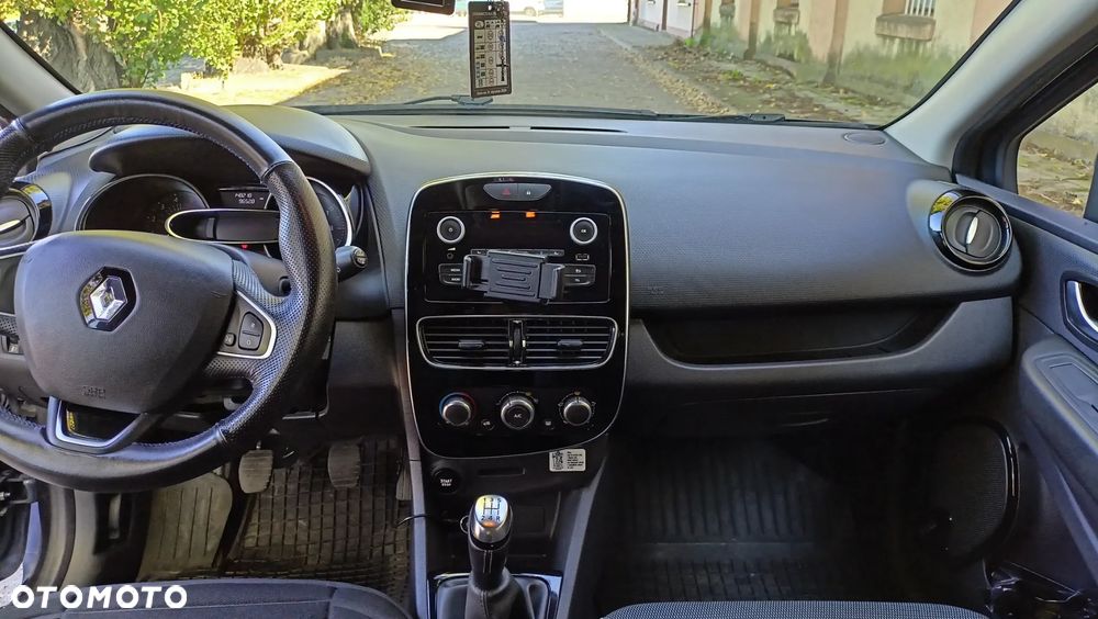 Renault Clio - 16