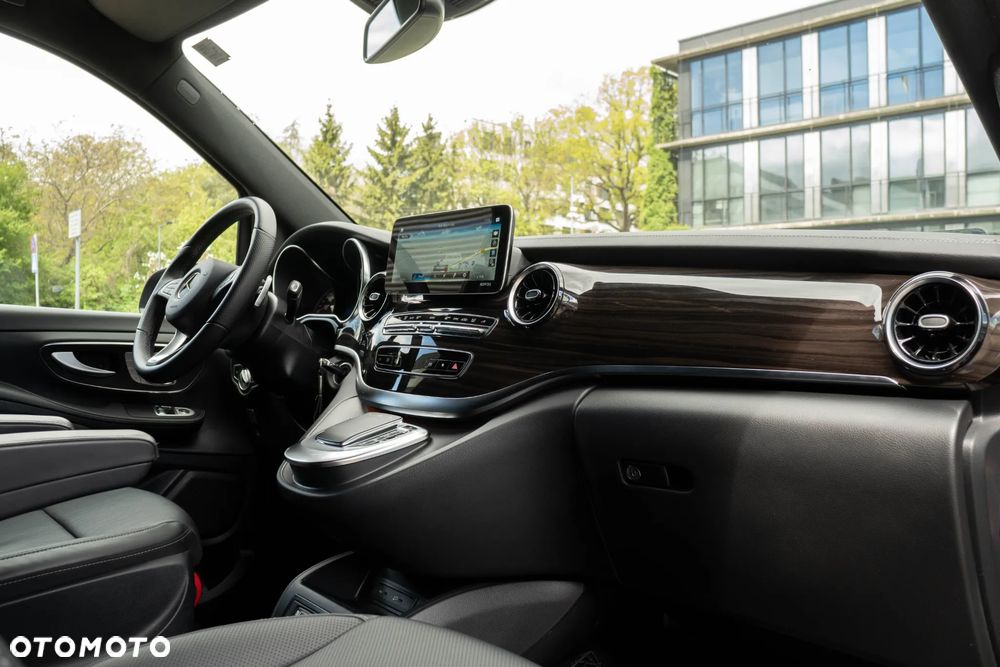 Mercedes-Benz Klasa V 300 d lang 4Matic 9G-TRONIC - 14