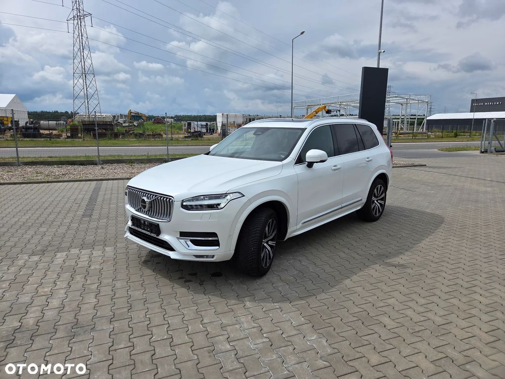 Volvo XC 90 B5 D AWD Plus Bright - 3