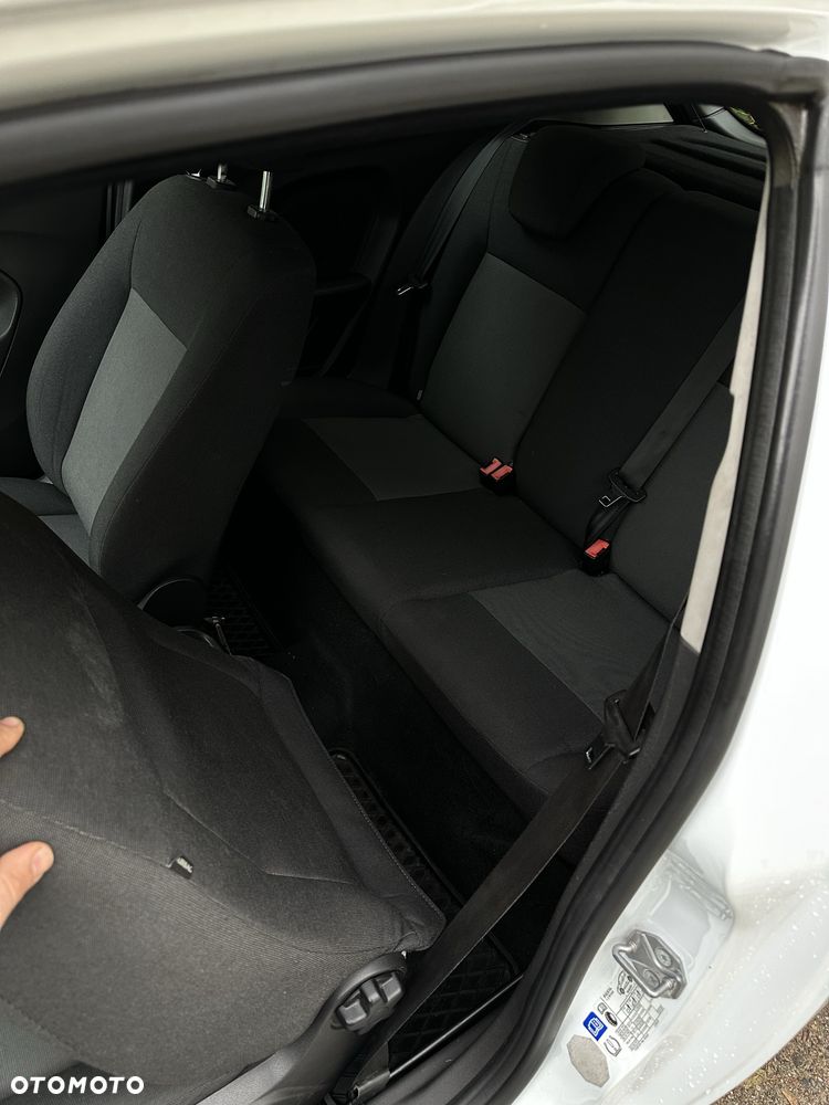 Ford Fiesta - 7