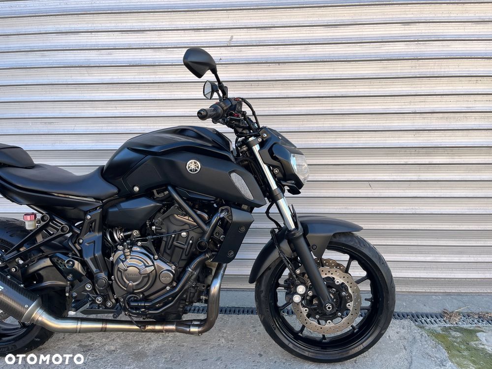 Yamaha MT - 6