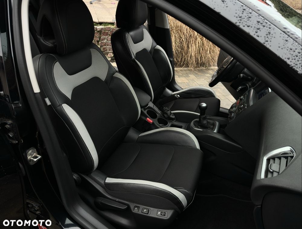 Citroën C4 1.6 VTi Exclusive - 25