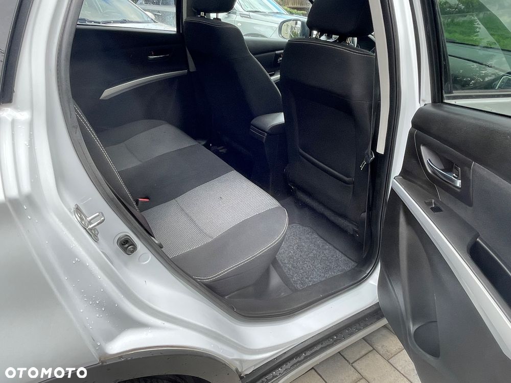 Suzuki S-Cross - 24