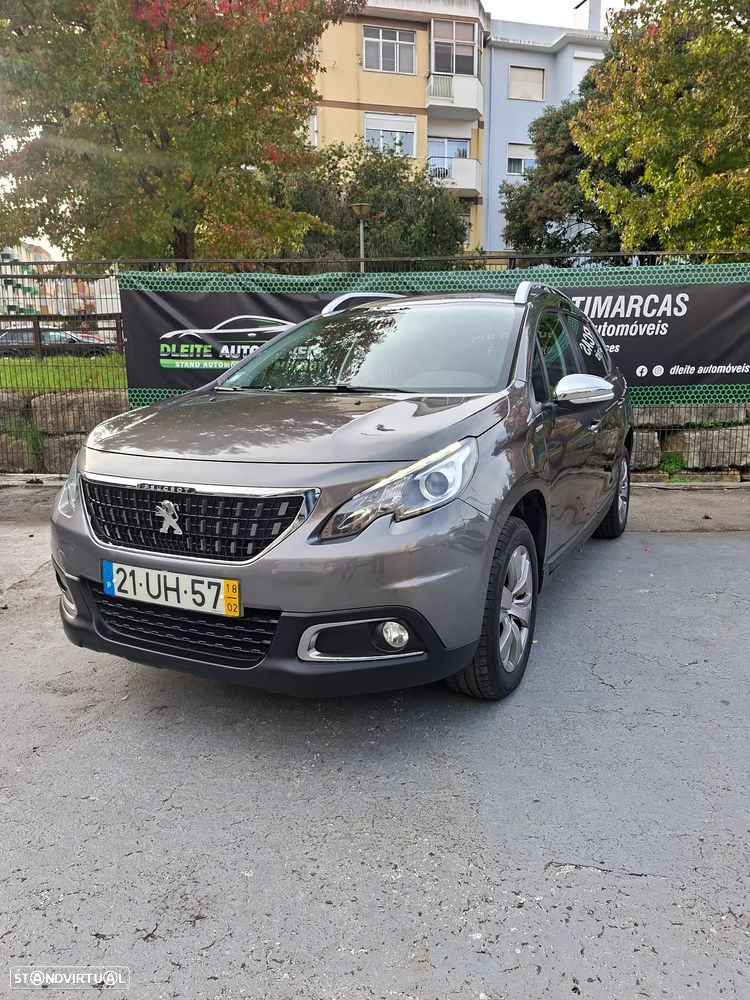 Peugeot 2008 1.2 PureTech Style - 1