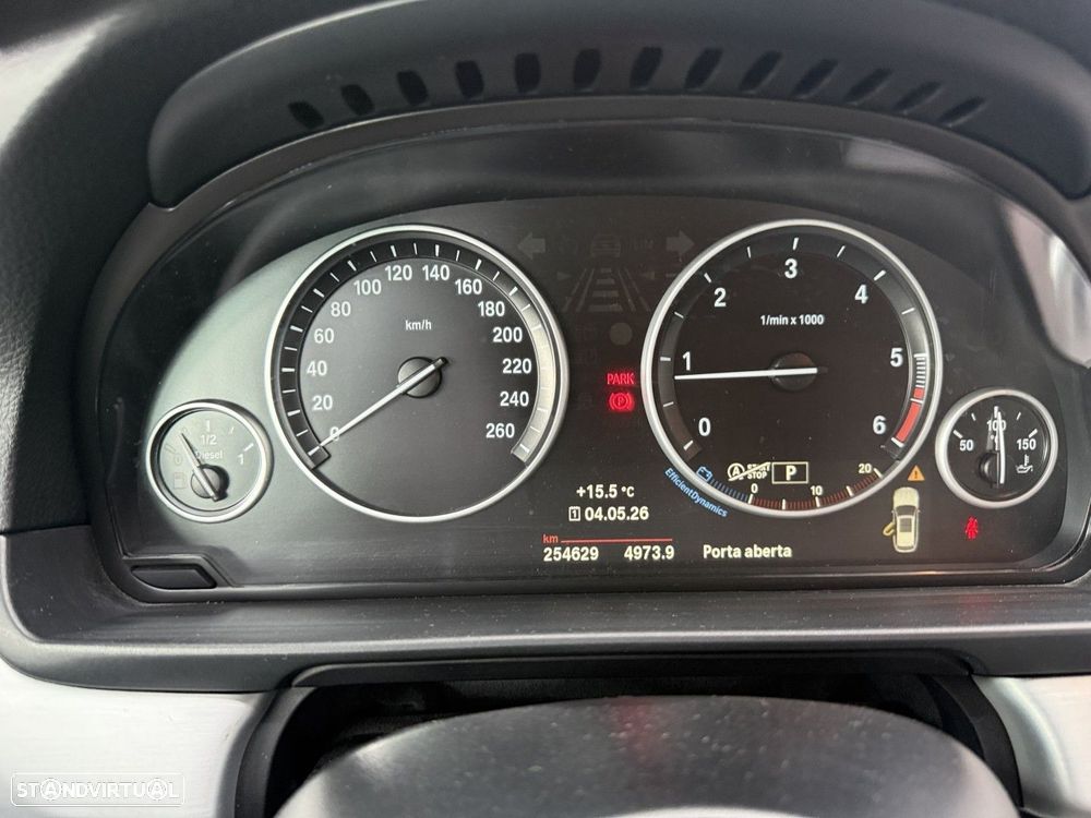 BMW 525 d Line Luxury Auto - 32