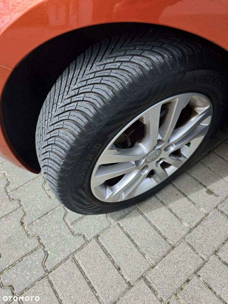 Kia Ceed - 31