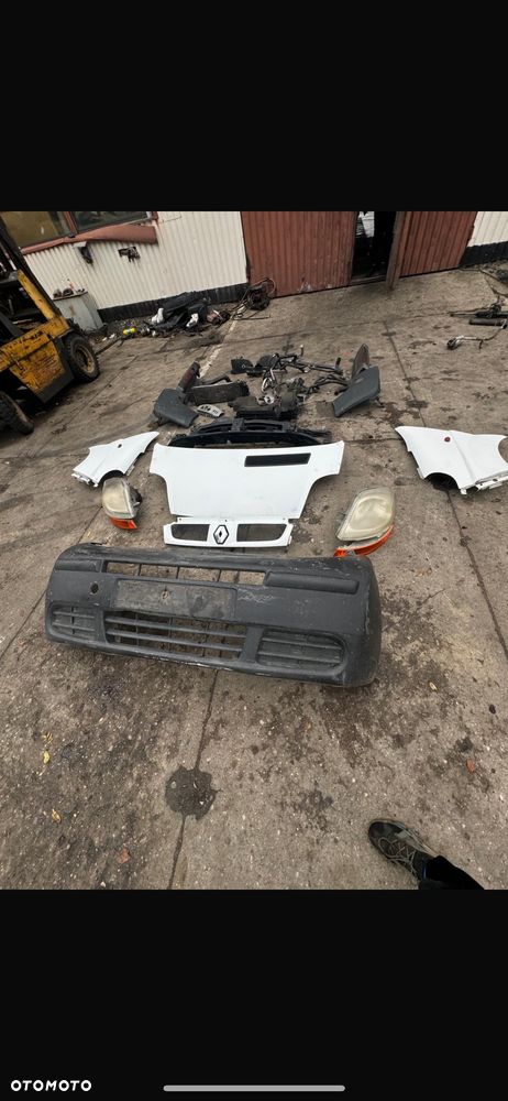 Renault trafic 2 diesel  1.9 części - 2