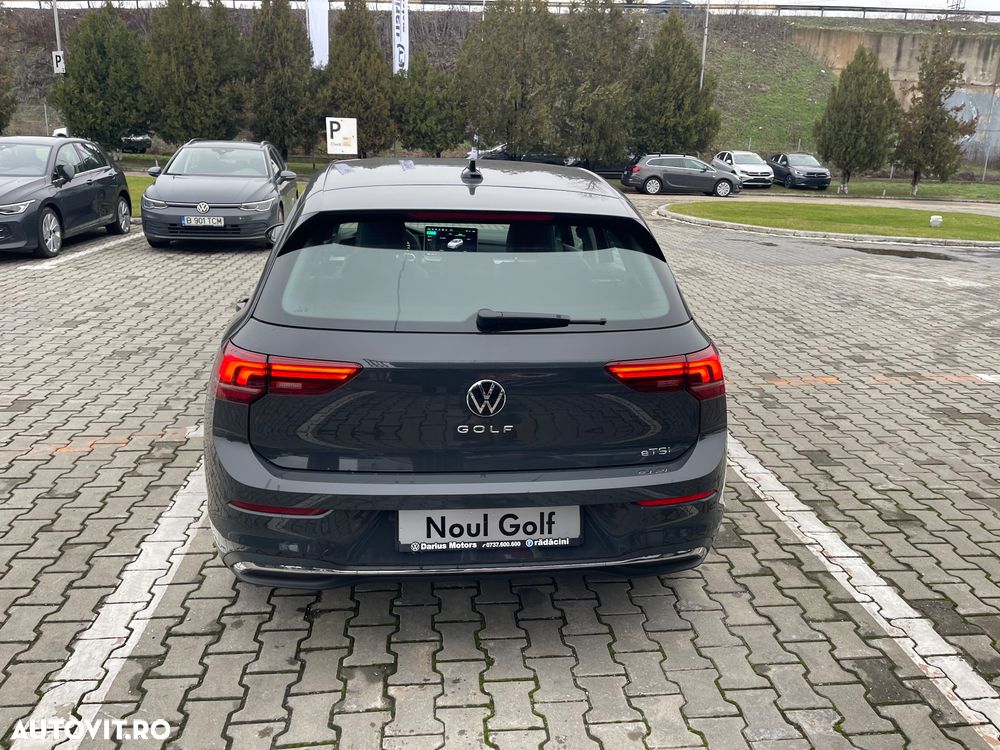 Volkswagen Golf 1.5 eTSI DSG MHEV Style - 6