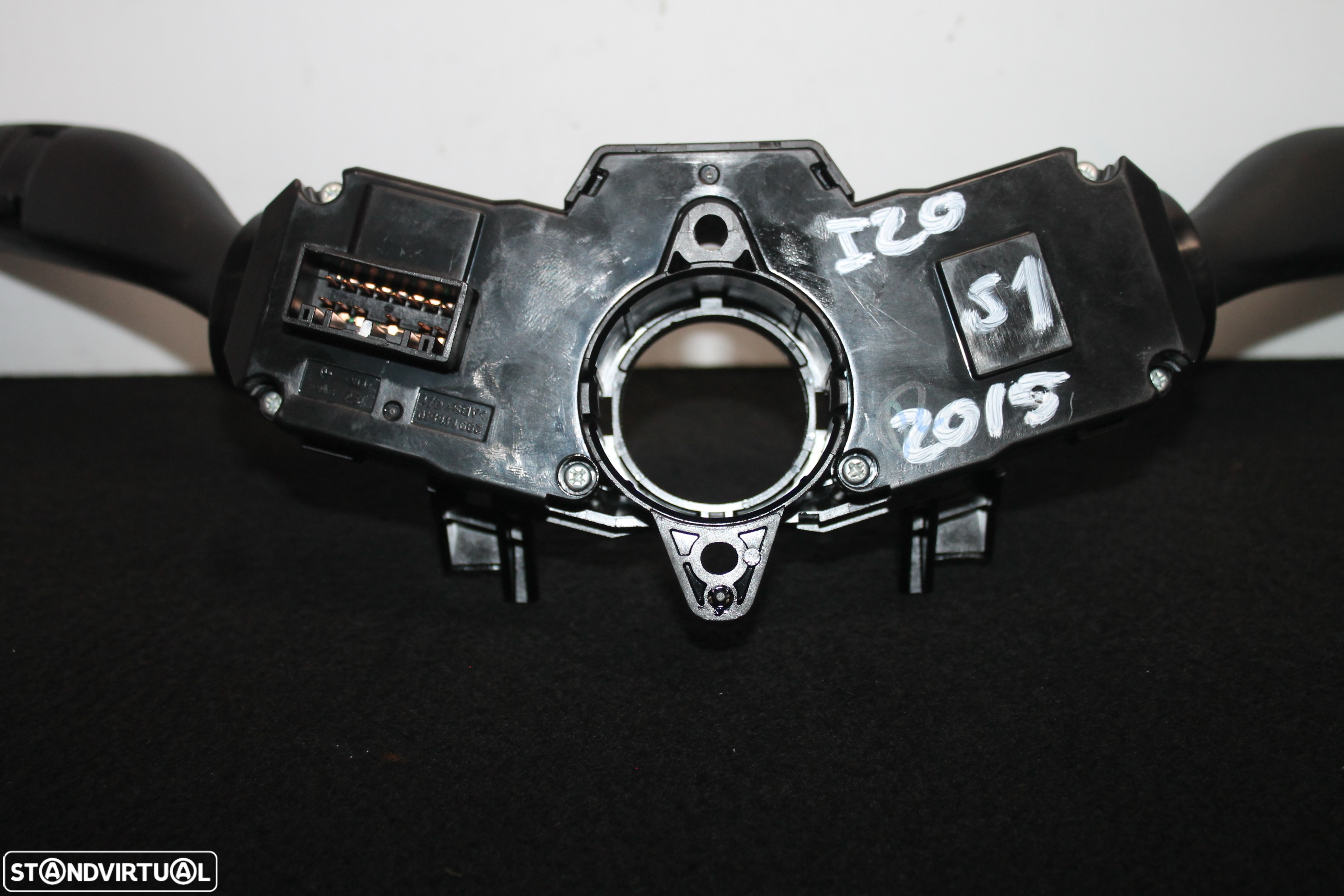 MANETES DAS LUZES E LIMPA PARA-BRISAS HYUNDAI i20 - 4