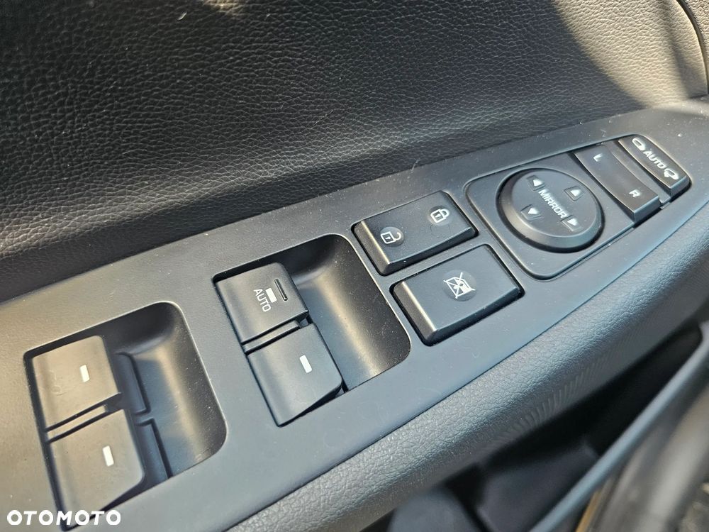 Hyundai Tucson blue 1.6 GDi 2WD Navi - 15