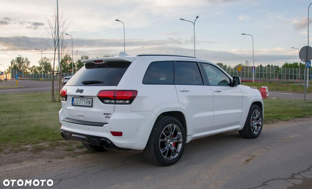 Jeep Grand Cherokee Gr 6.4 V8 SRT8 - 11