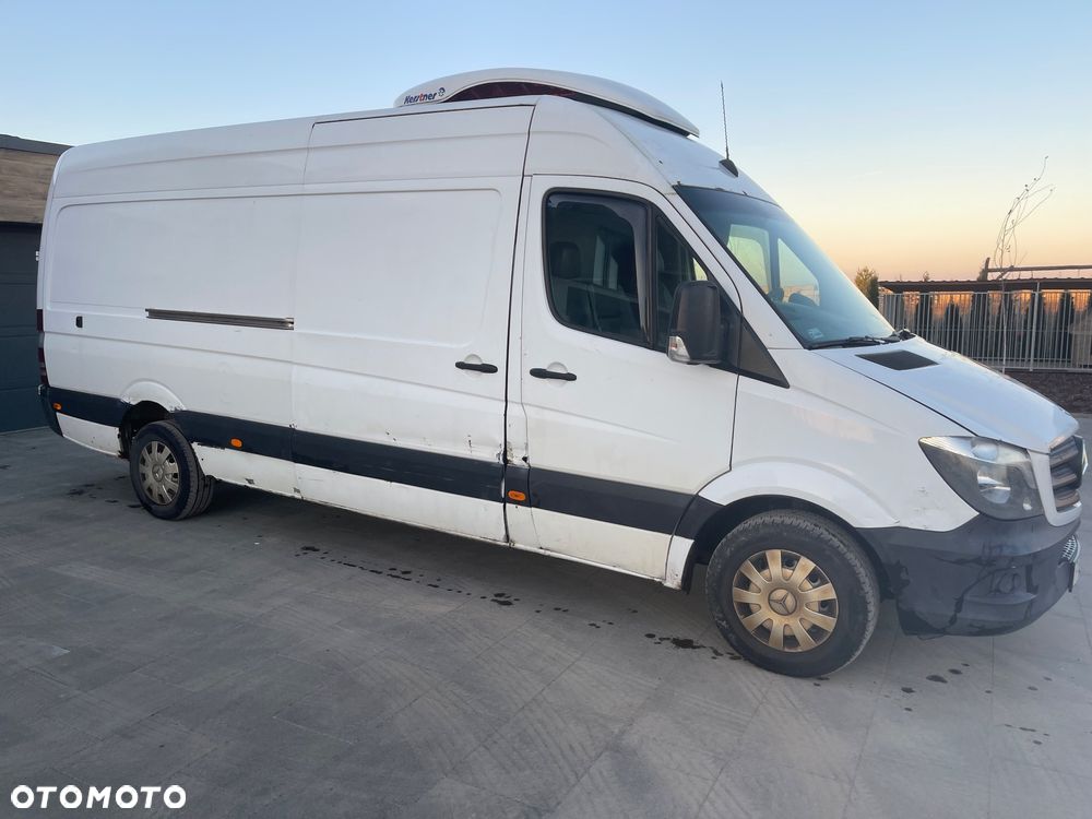 Mercedes-Benz Sprinter - 4