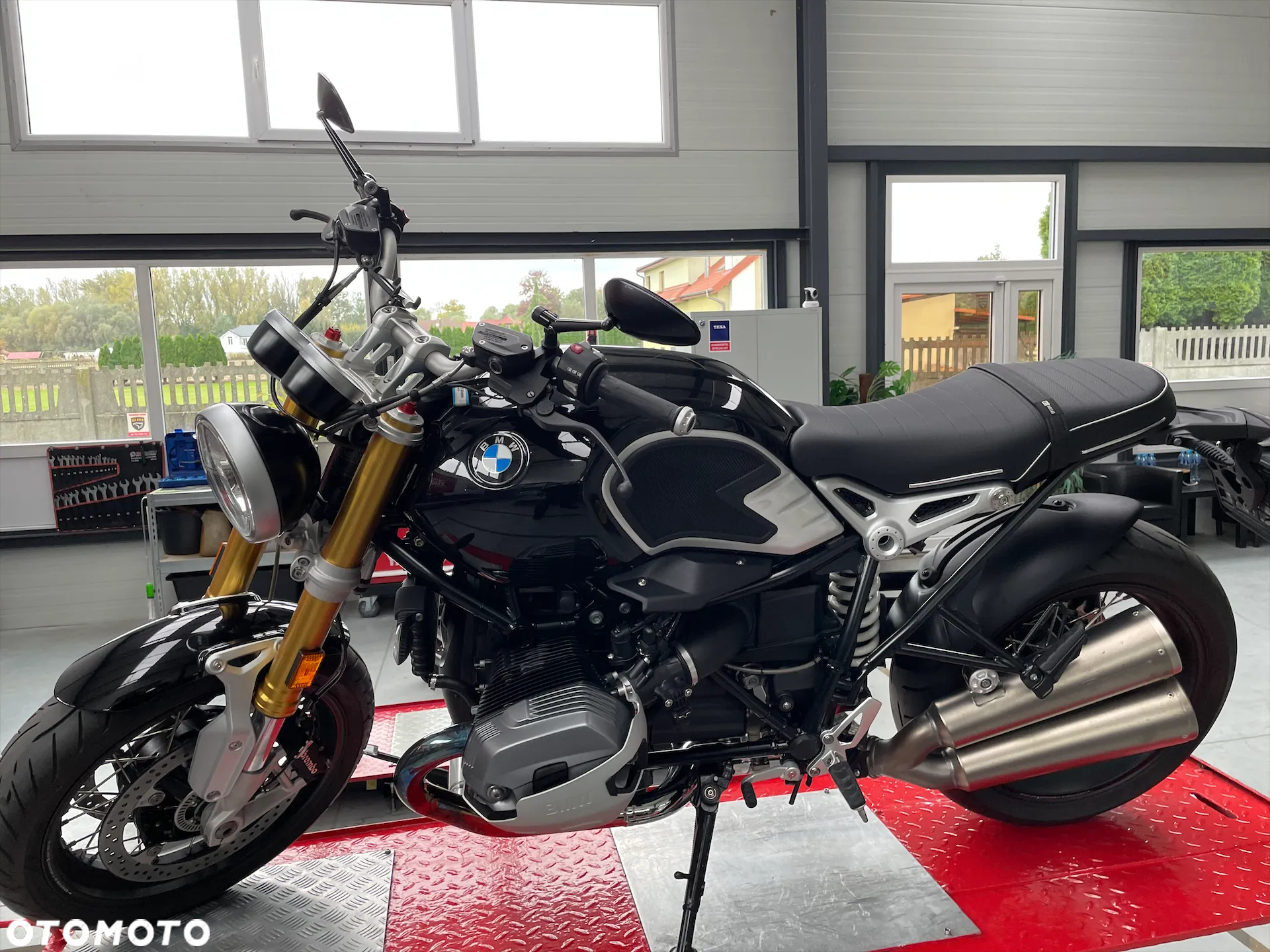 BMW R - 27