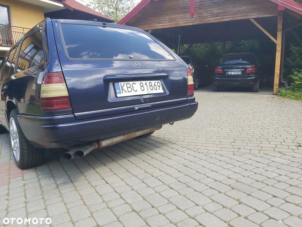 Mercedes-Benz W124 (1984-1993) - 36