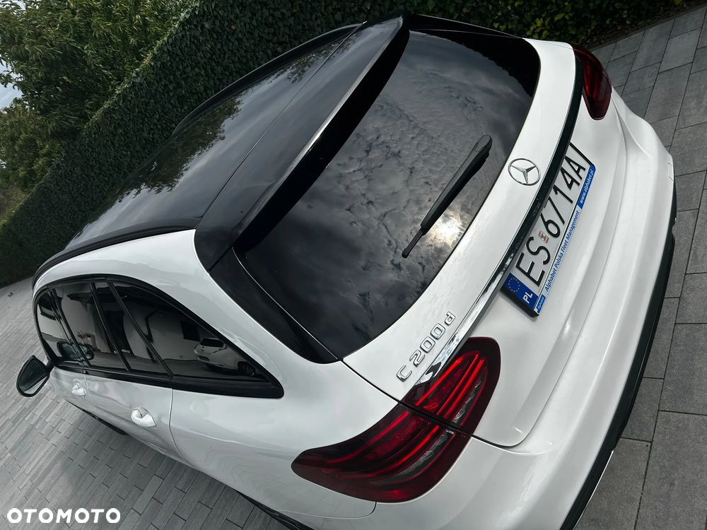 Mercedes-Benz Klasa C 200 d 9G-TRONIC - 12
