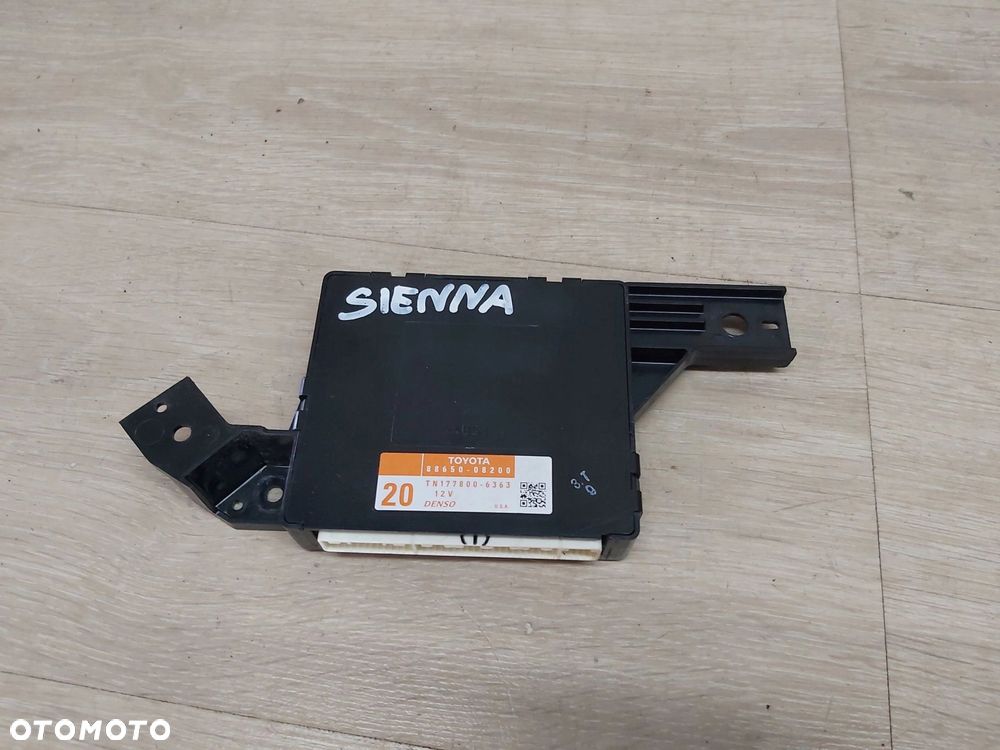 TOYOTA Sienna XL30 LIFT moduł sterownik klimatyzacji 88650-08200 - 1
