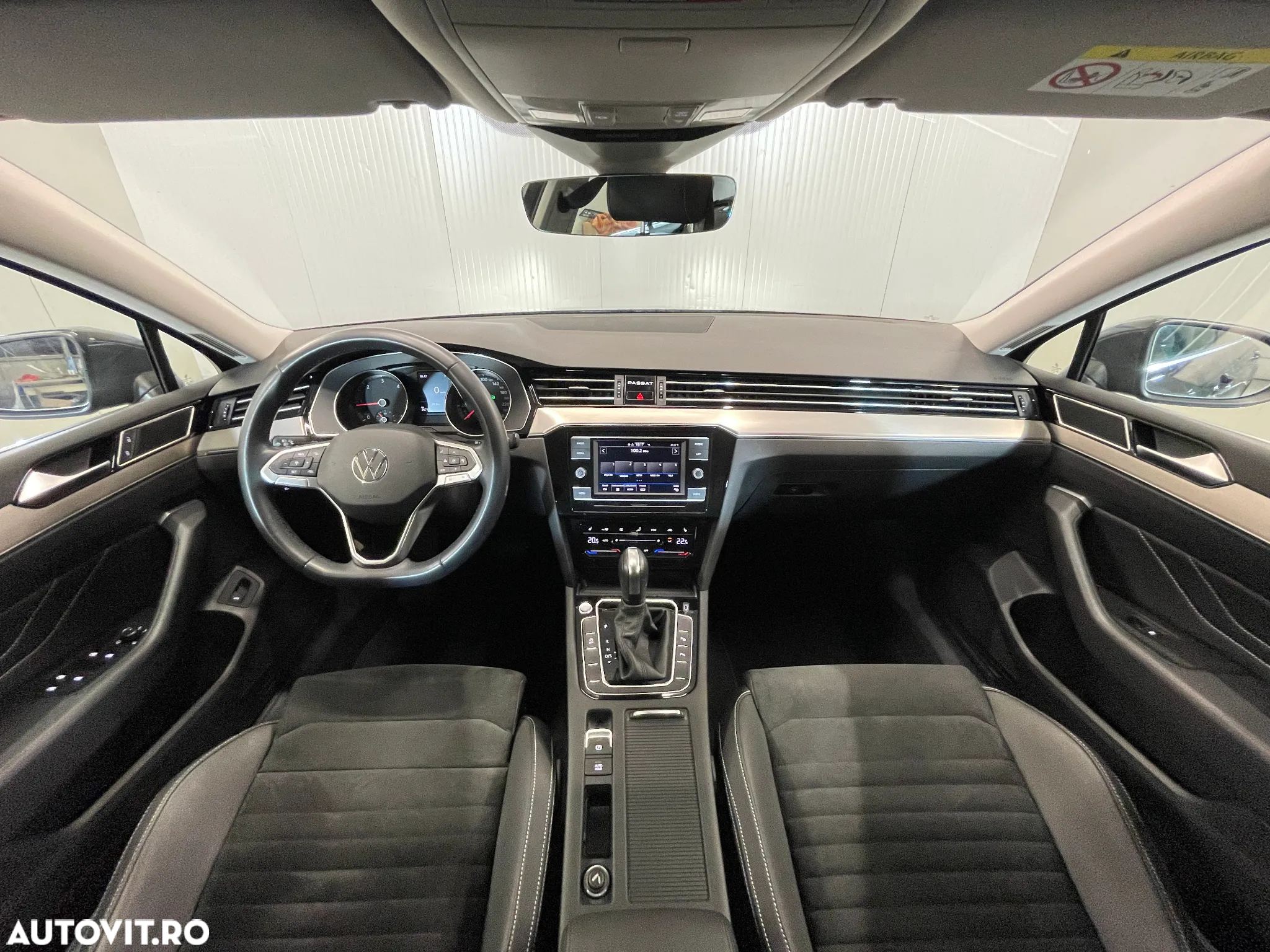 Volkswagen Passat 2.0 TDI DSG Highline - 7