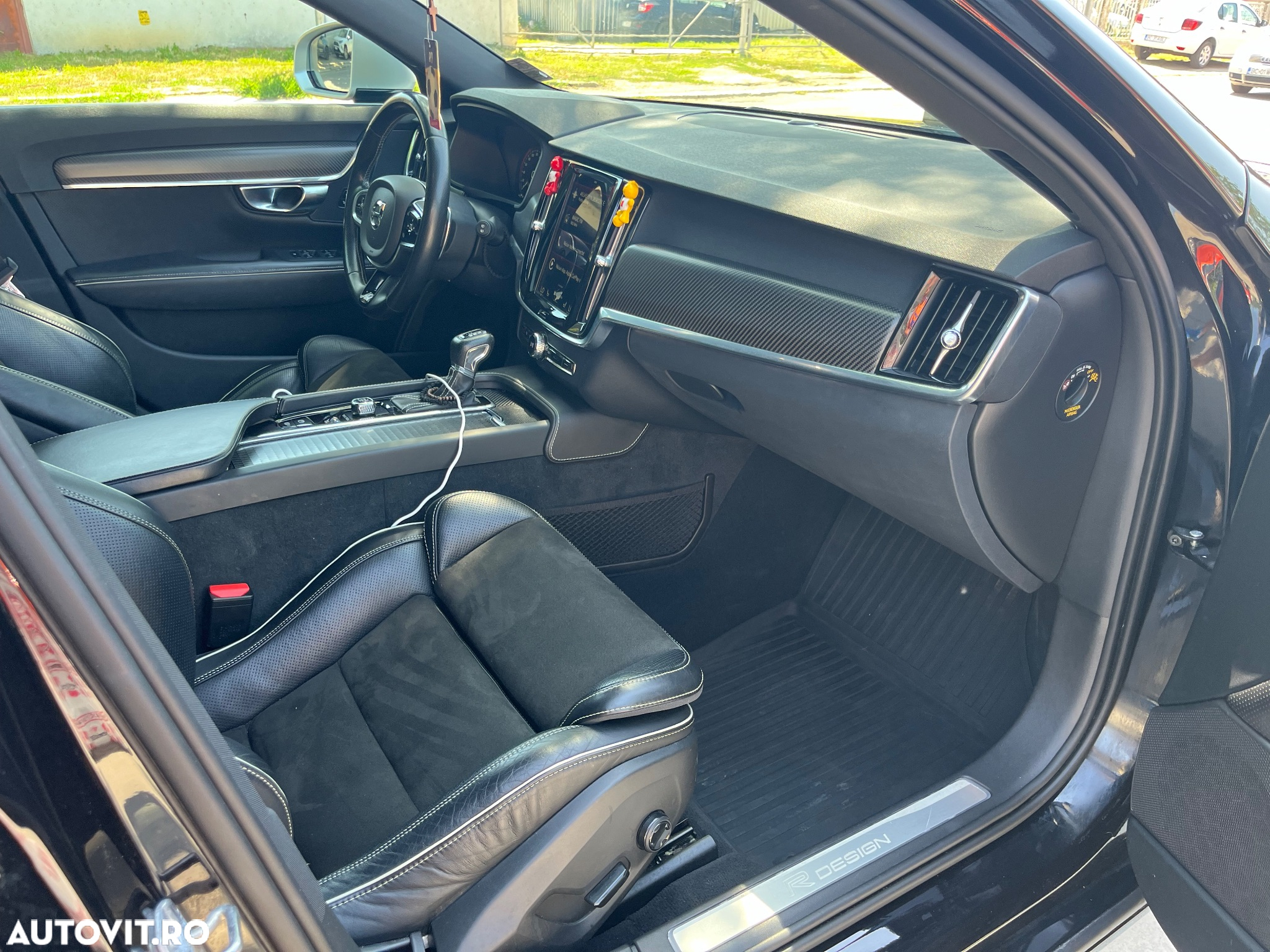 Volvo V90 D4 R-Design - 15