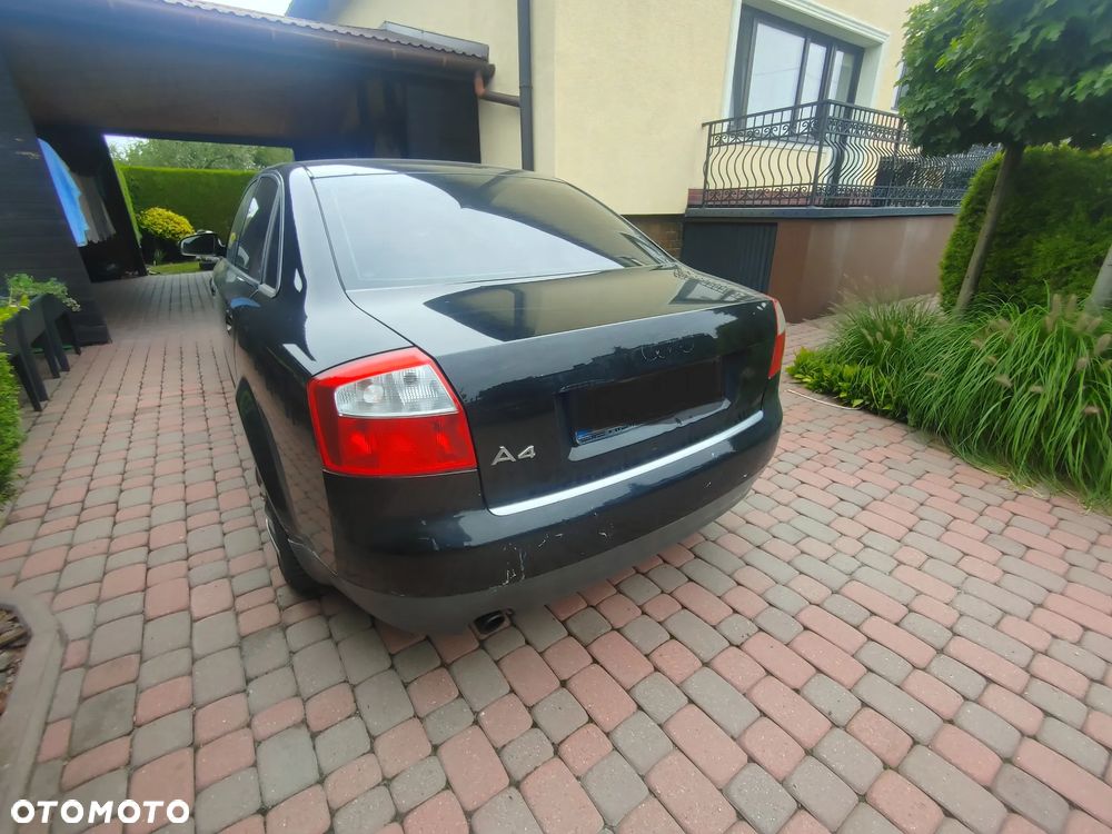 Audi A4 Avant - 6