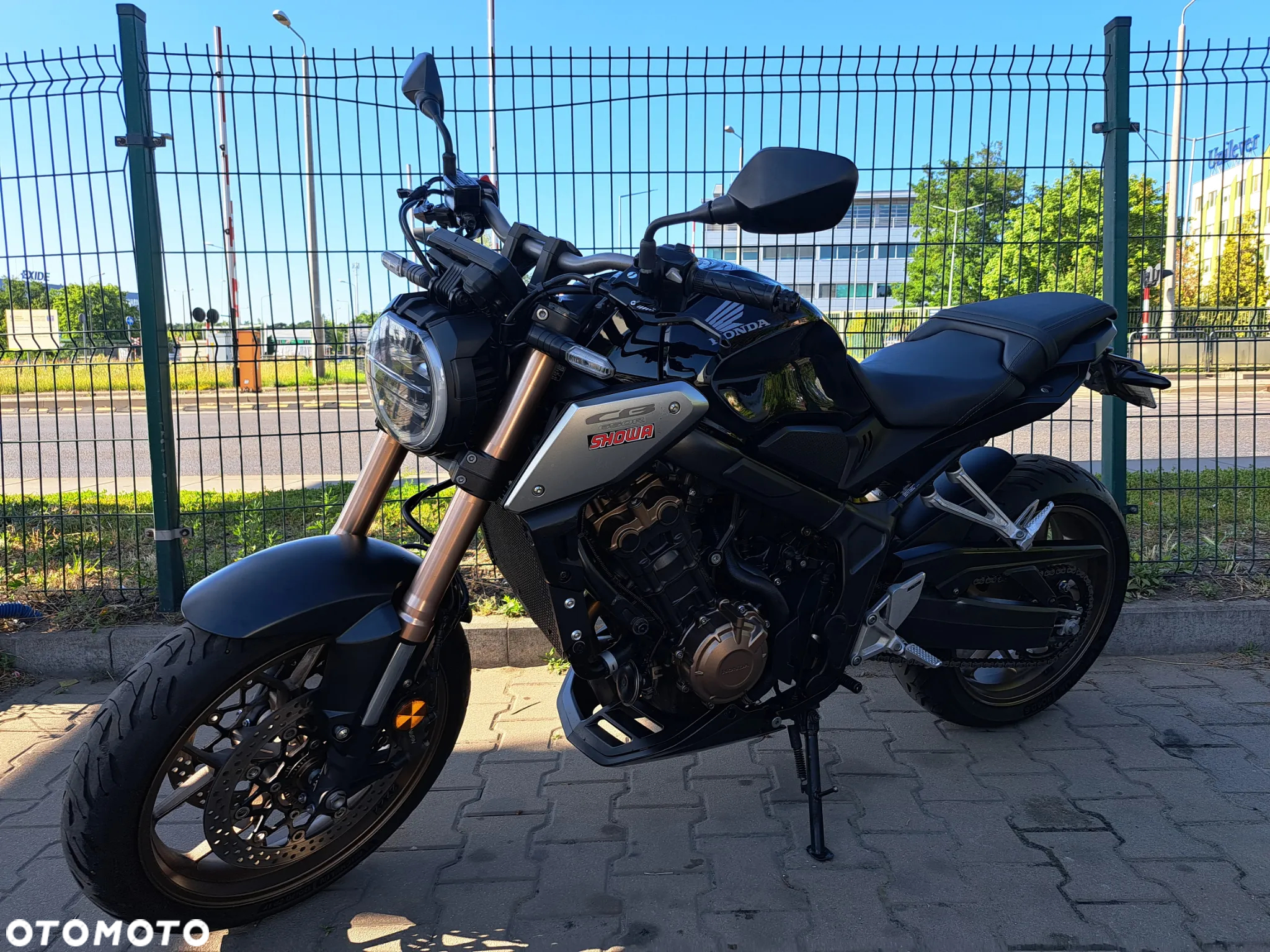 Honda CB - 2