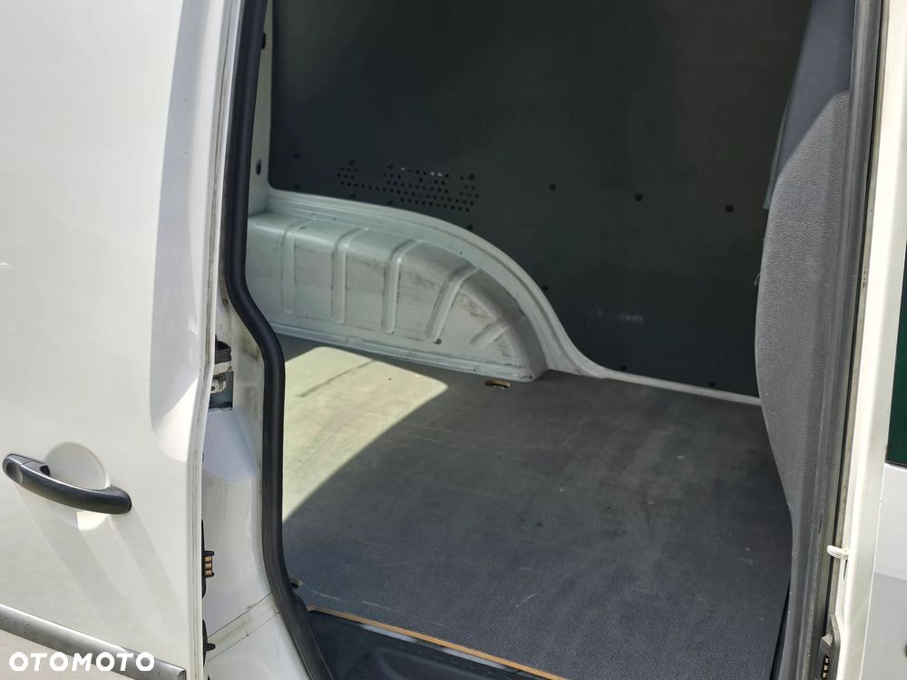 Volkswagen Caddy - 20