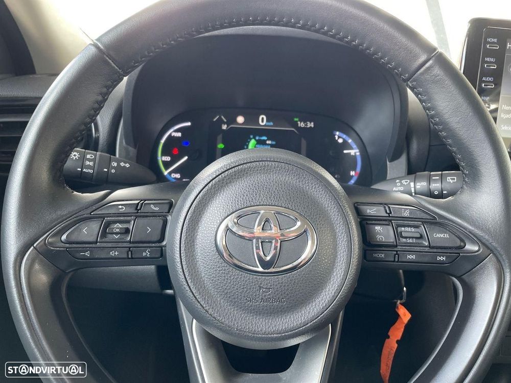 Toyota Yaris Cross 1.5 HDF Comfort Plus - 13