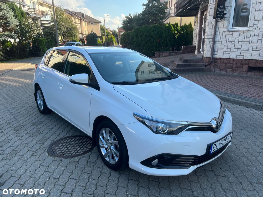 Toyota Auris 1.6 Valvematic Comfort - 3