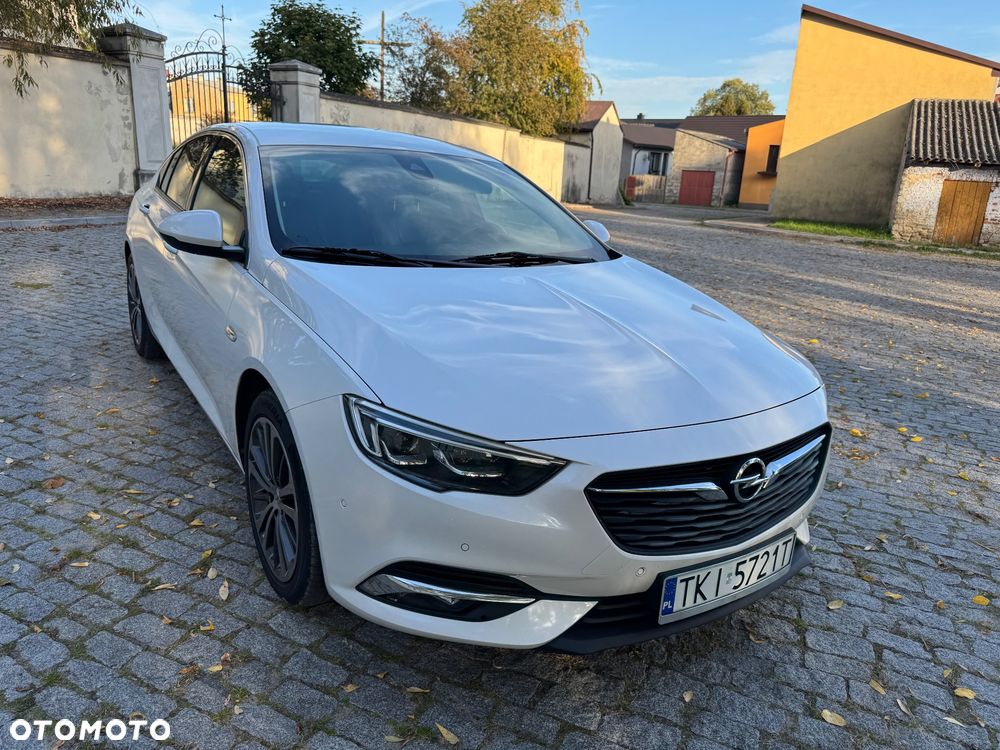 Opel Insignia - 10
