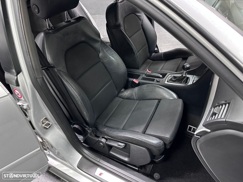 Audi A4 Avant 2.0 TDI S-line - 17