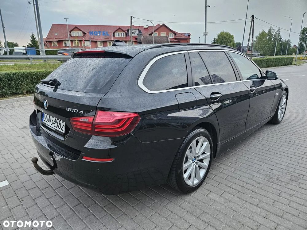 BMW Seria 5 520d xDrive Luxury Line - 4