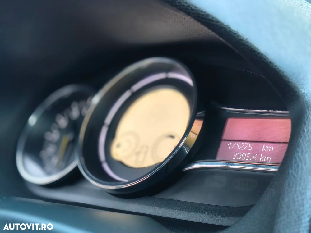 Renault Megane Grandtour TCe 130 BOSE Edition - 8