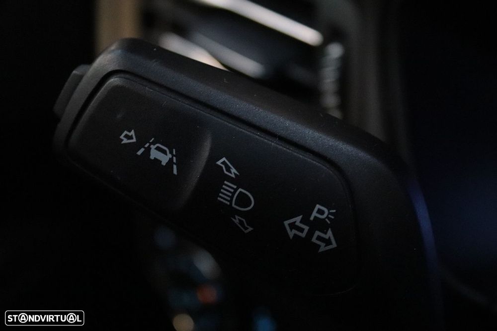 Ford Focus SW 1.0 EcoBoost MHEV ST-Line X Aut. - 17