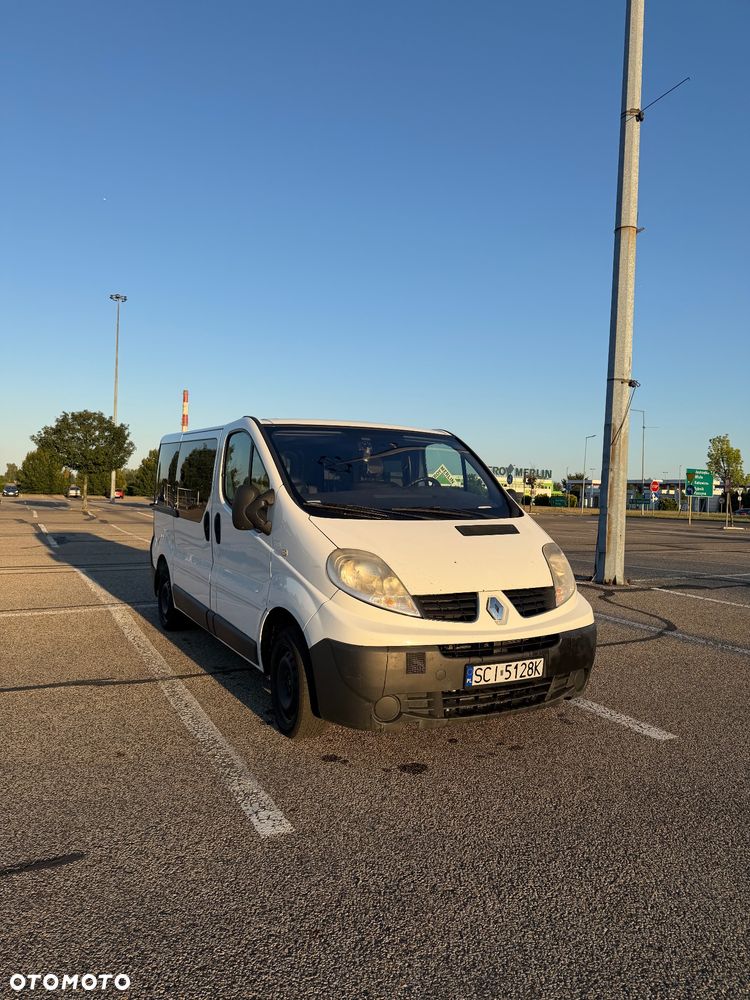 Renault Trafic - 15