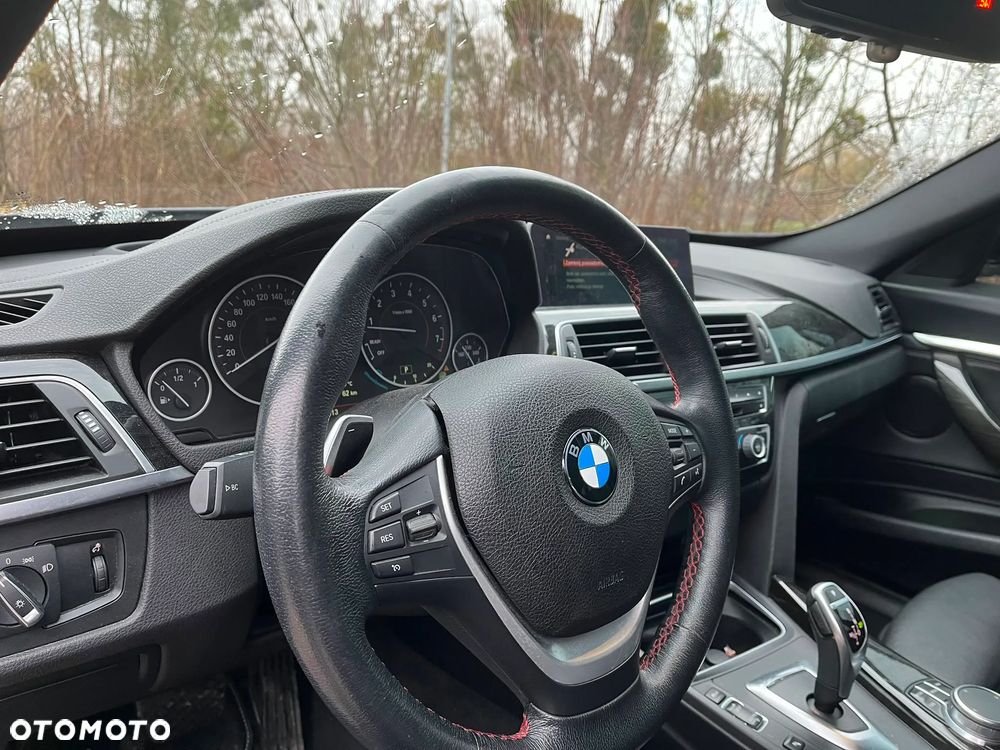 BMW 3GT 330i xDrive - 9