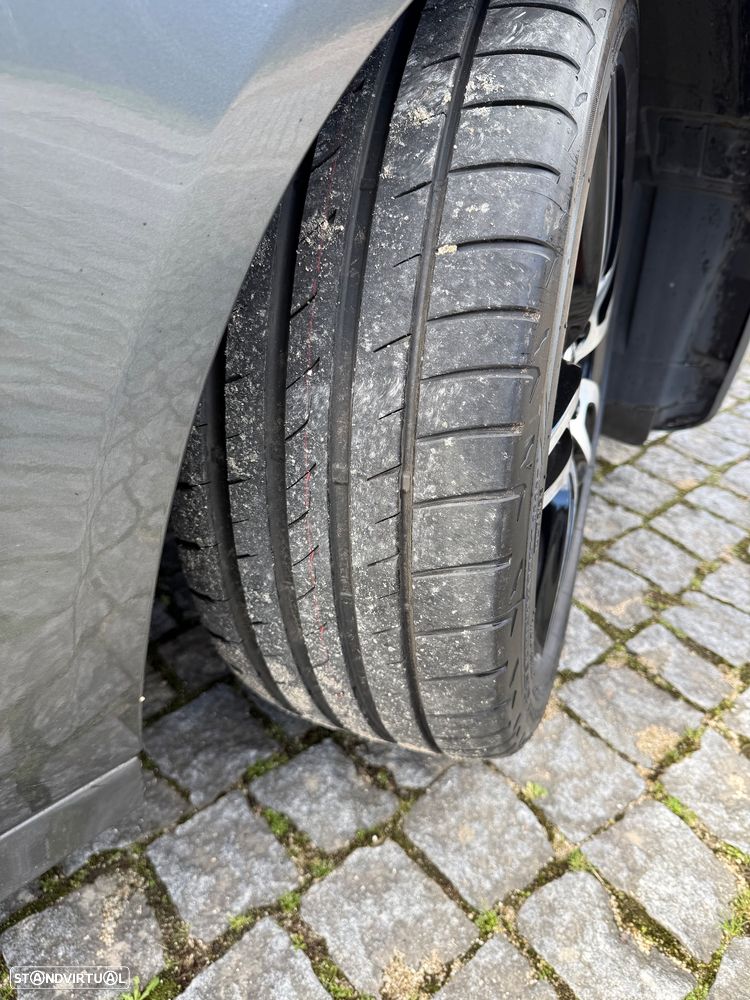 Mercedes-Benz E 220 d AMG - 31