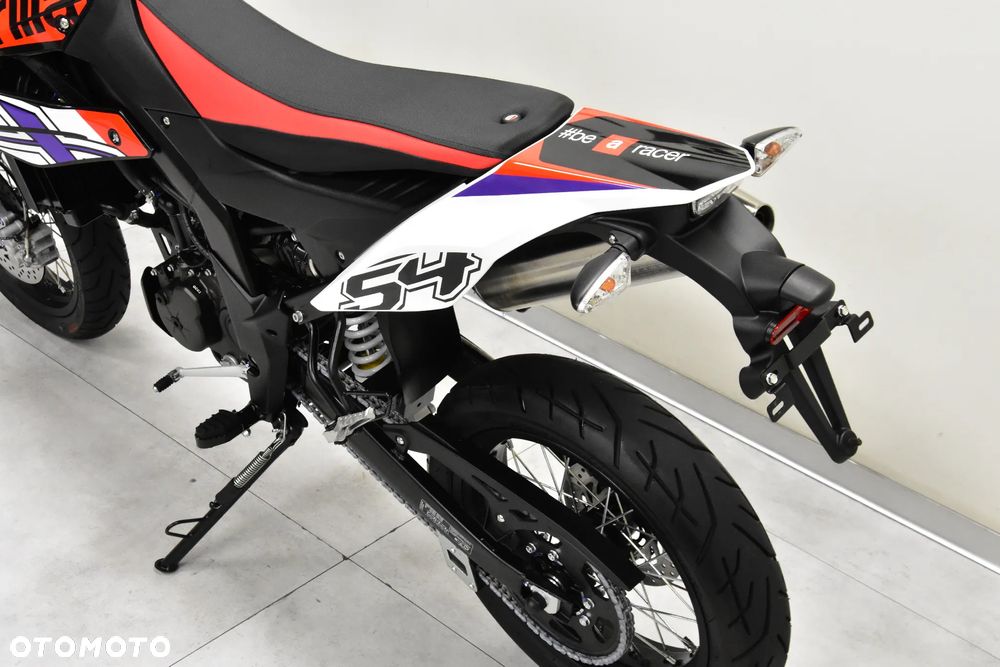 Aprilia SX - 18