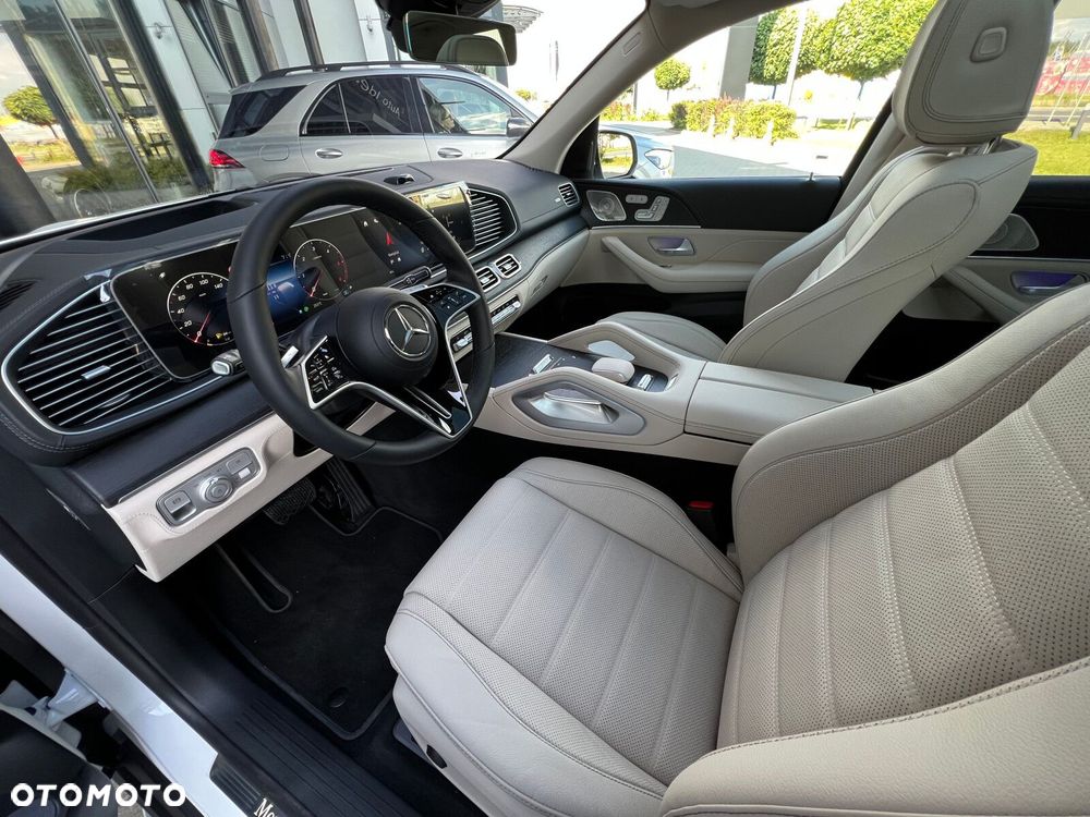 Mercedes-Benz GLE - 10