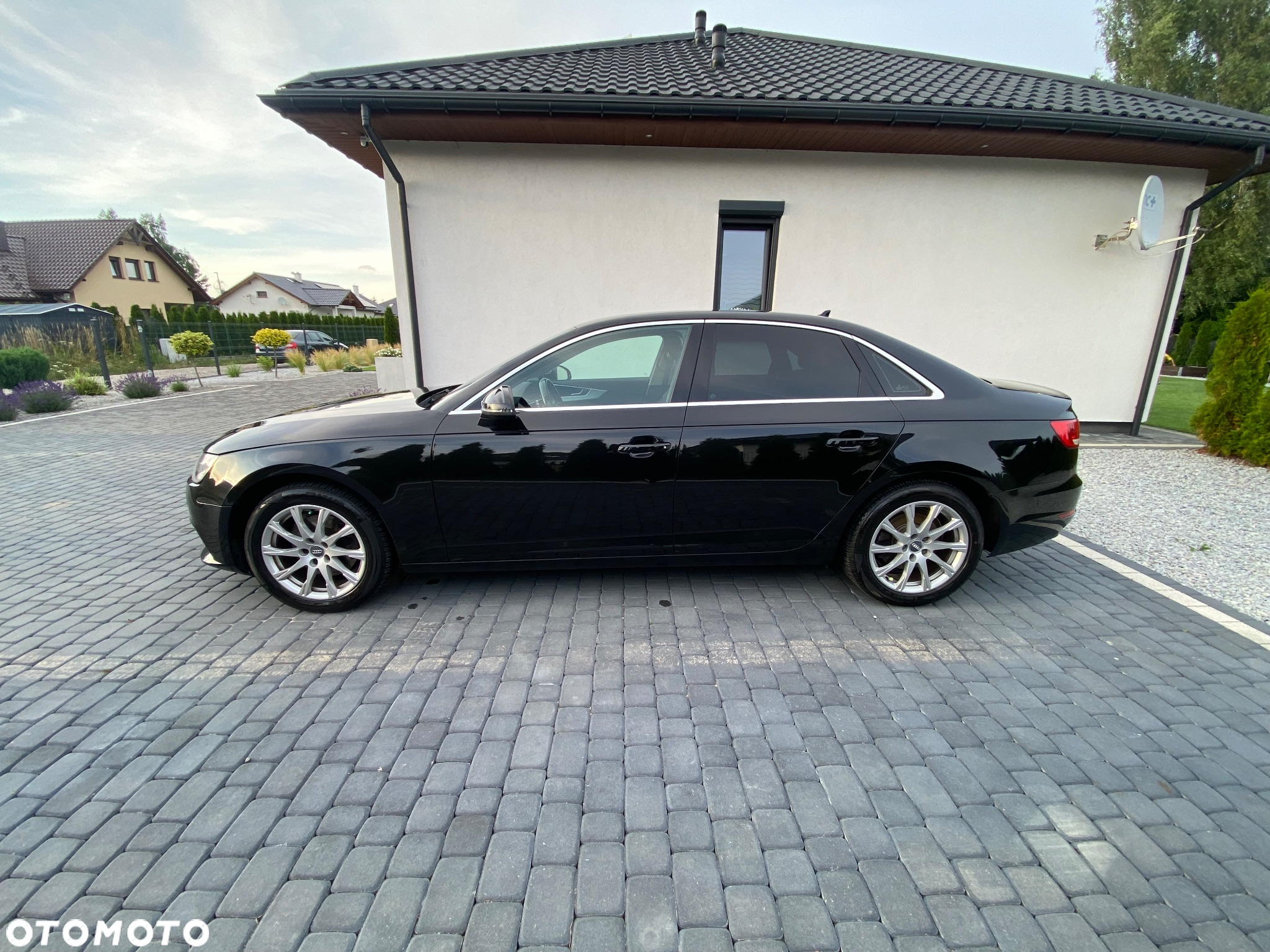 Audi A4 - 4