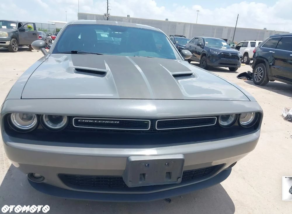 Dodge Challenger Automatik SXT Plus - 5