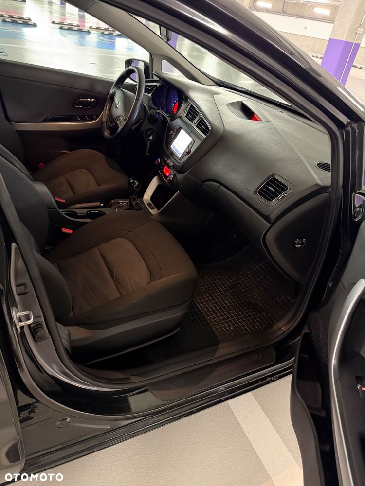 Kia Ceed 1.6 CRDi Smart Plus DCT - 10