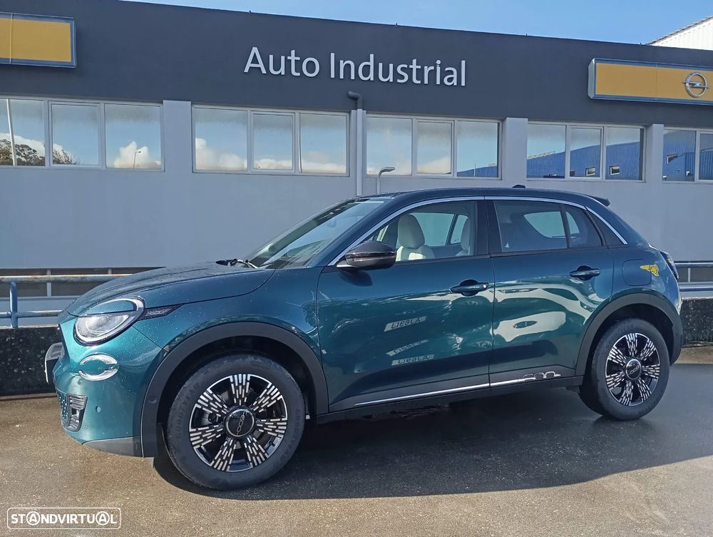 Fiat 600 1.2 Hybrid Icon - 1