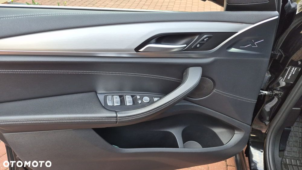 BMW X3 xDrive30d Luxury Line - 8