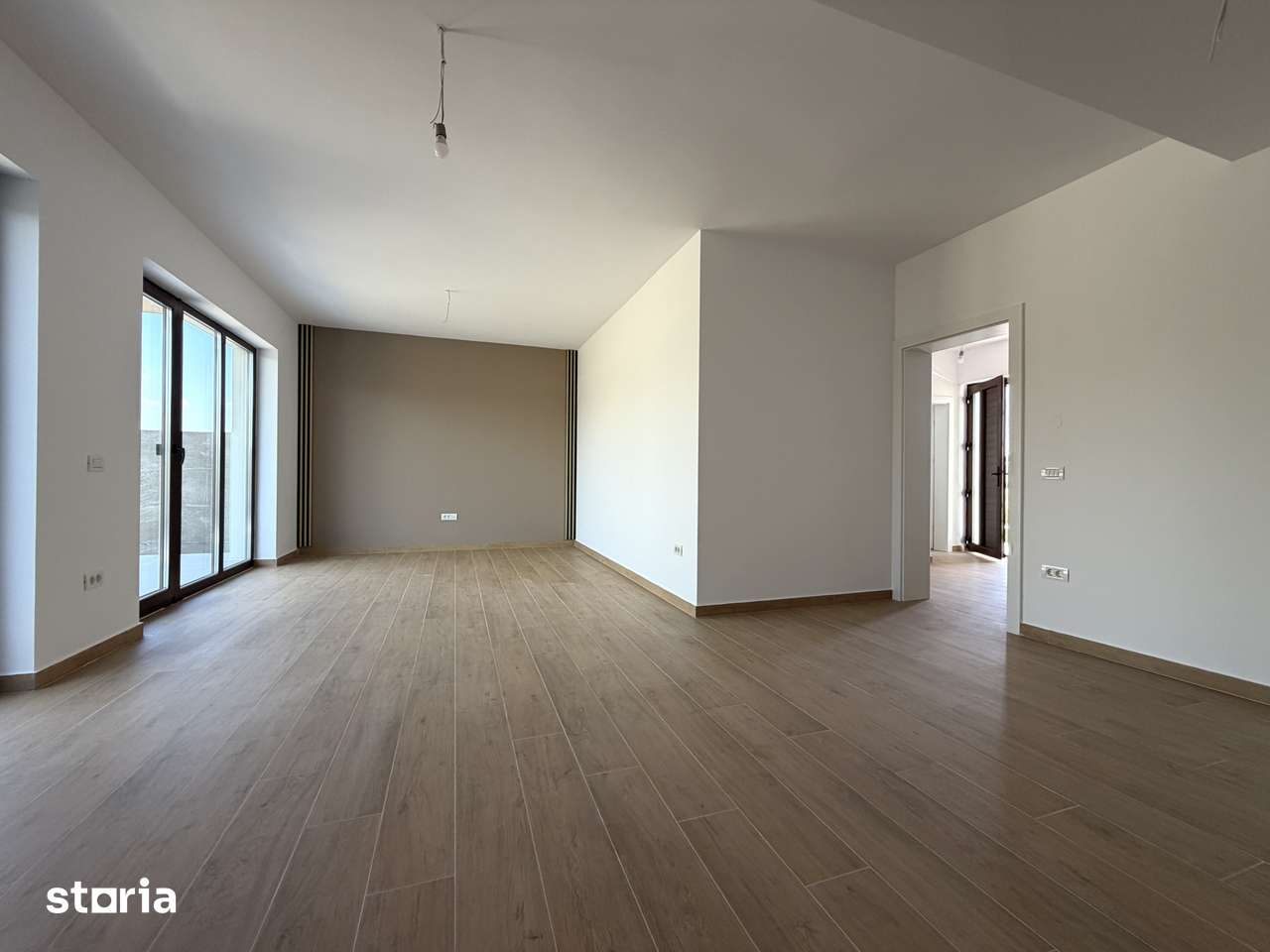 Duplex unit prin camera tehnica, 102mp utili, 350mp teren -Covaci - Imagine principală: 3/19